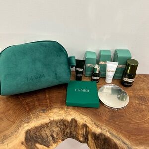 La Mer Dopp Kit Velvet Emerald Pouch Concentrate Compact Mirror Eye Lotion